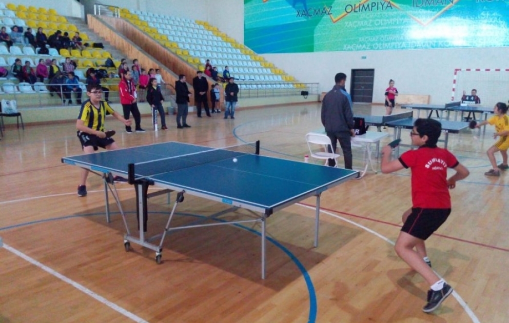 Stolüstü tennis üzrə respublika çempionatının finalında 80 idmançı mübarizə aparır VİDEO
