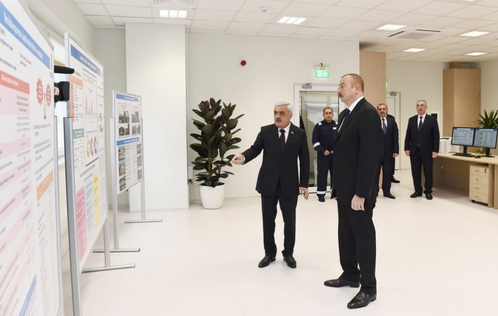 Prezident İlham Əliyev Heydər Əliyev adına neft emalı zavodunda bitum qurğusunun və maye qazdoldurma məntəqəsinin açılışında iştirak edib YENİLƏNİB VİDEO