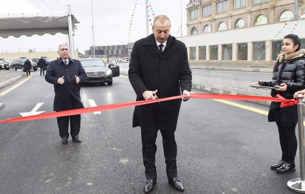 Ziya Bünyadov prospekti ilə Balaxanı-Binəqədi avtomobil yolunu birləşdirən yeni yolun açılışı olub  Prezident İlham Əliyev açılışda iştirak edib YENİLƏNİB VİDEO