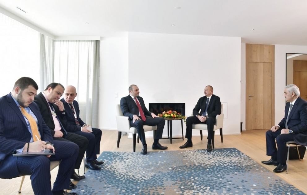 President Ilham Aliyev met with Georgian PM Mamuka Bakhtadze VIDEO