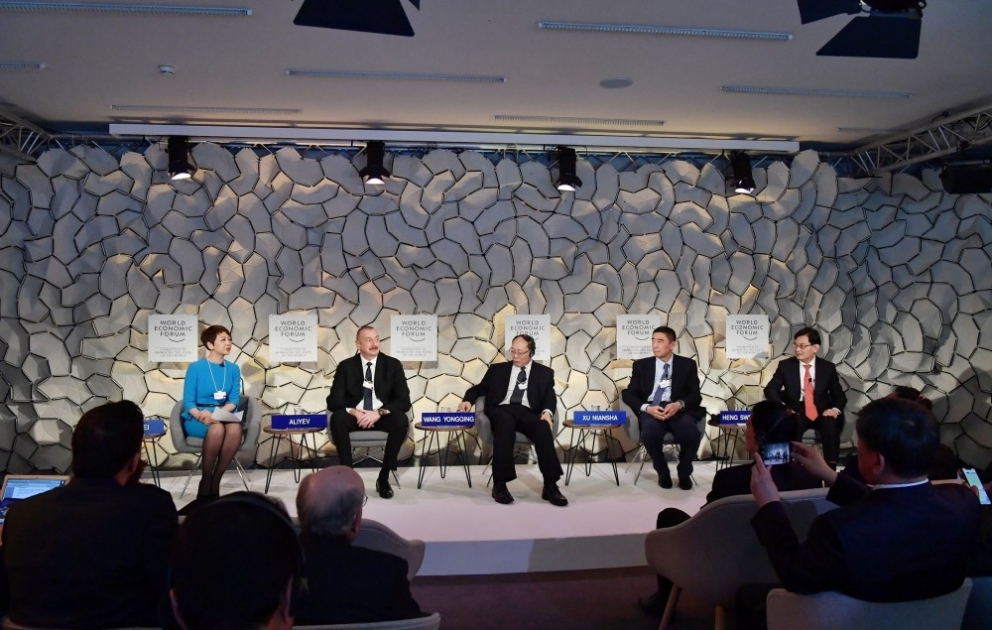Le président Ilham Aliyev participe à la session « Développer l’initiative Une ceinture, une route : vision de la Chine estimée à un billion de dollars » à Davos VIDEO