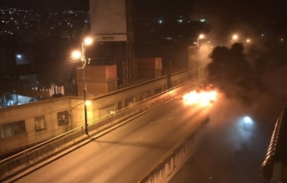 Venesuelada etiraz aksiyalarında azı 16 nəfər ölüb VİDEO
