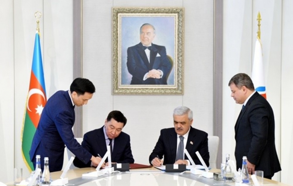 SOCAR “KazMunayQaz” ilə anlaşma memorandumu imzalayıb VİDEO