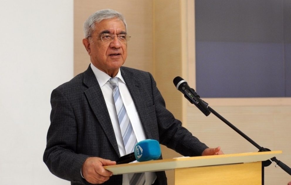 ADA Universitetində Lütfi Zadə adına təqaüd təsis edildi VİDEO