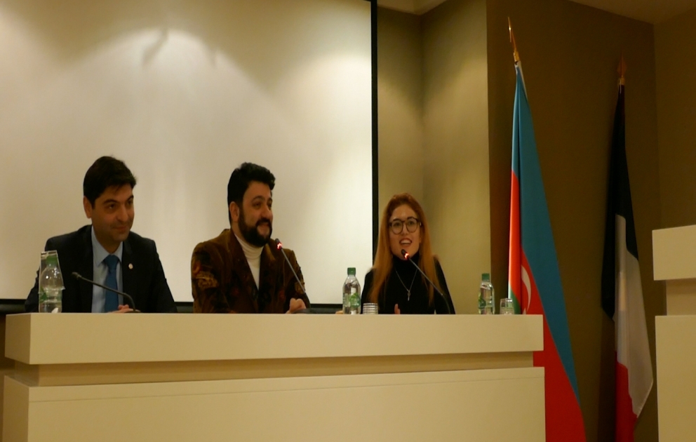 Yusif Eyvazov Parisdə ilk dəfə solo konsert verəcək VİDEO