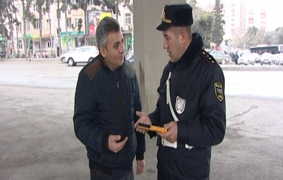 Yol polisi piyadalarla bağlı növbəti maarifləndirici reyd keçirib VİDEO