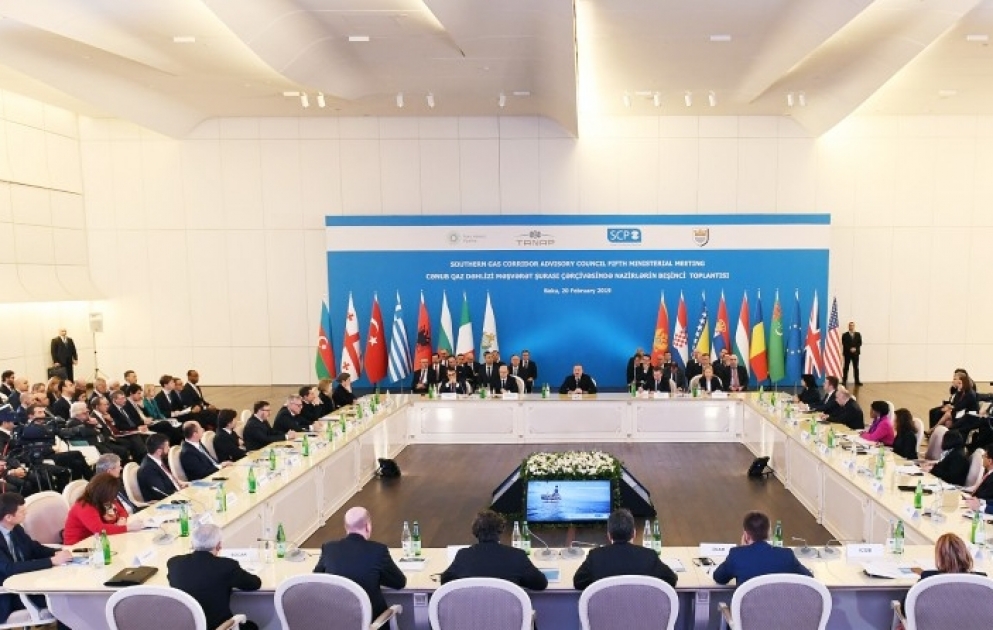Bakou accueille la 5e réunion ministérielle du Conseil consultatif du Corridor gazier Sud  Le président azerbaïdjanais Ilham Aliyev participe à la réunion VIDEO