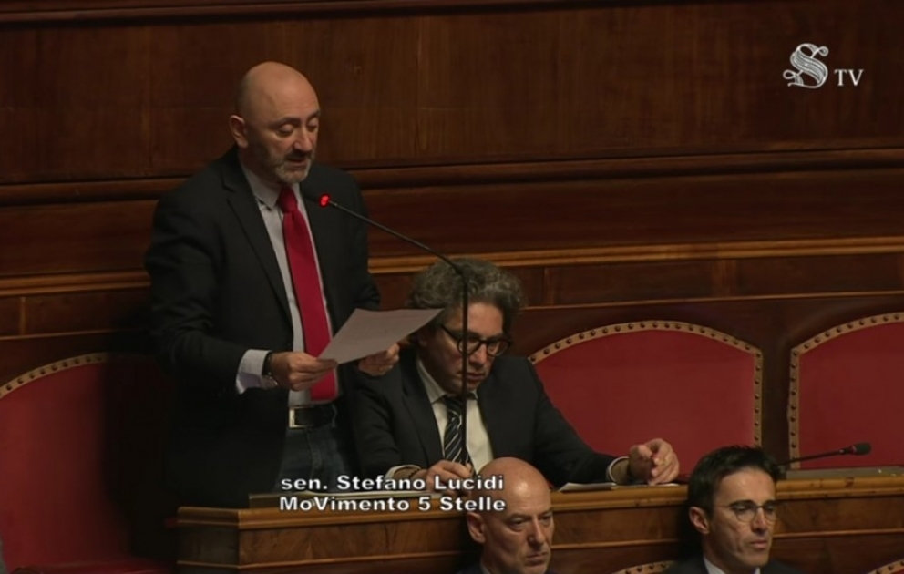 Italienischer Senator gibt Statement über Völkermord von Chodschali VIDEO