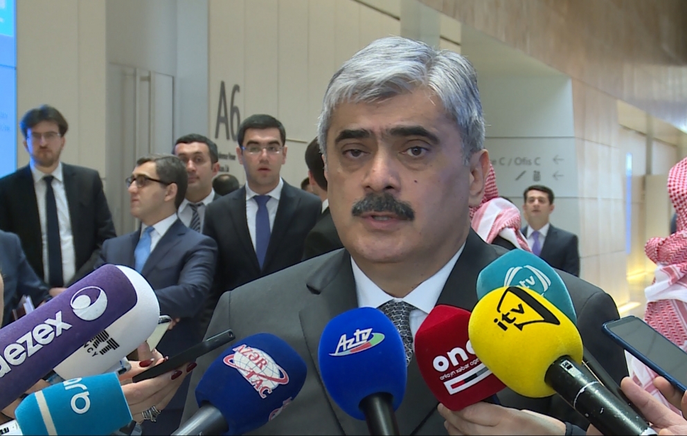 Nazir: Problemli kreditlərlə bağlı müraciətlərin cavablandırılması üçün Maliyyə Nazirliyində “Qaynar xətt” yaradılacaq VİDEO