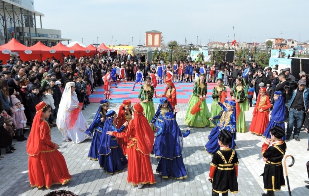 Şəki “ASAN Həyat” kompleksində baharın gəlişi yüksək əhval-ruhiyyə ilə qeyd olunur  FOTOREPORTAJ VİDEO