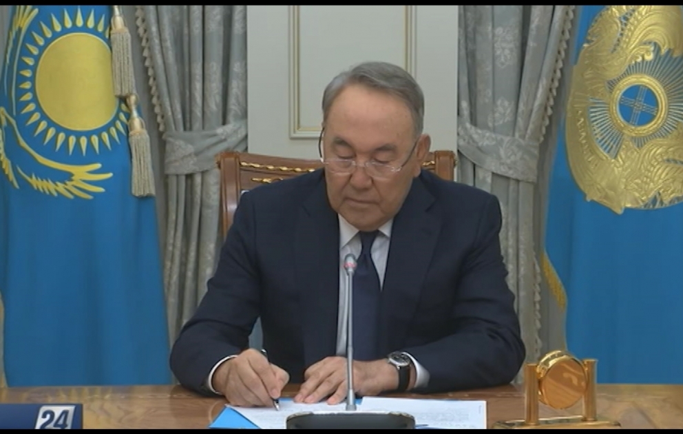 Qazaxıstan Prezidenti Nursultan Nazarbayev istefa verib VİDEO