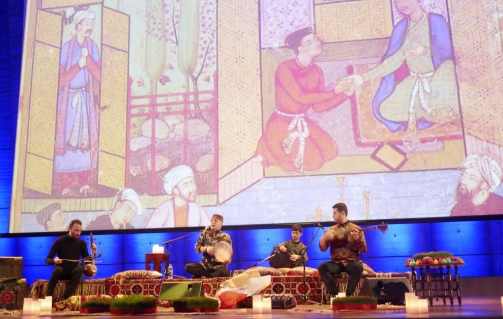 Parisdə UNESCO-nun baş qərargahında Alim Qasımovun “Yeddi gözəl” muğam konserti olub VİDEO