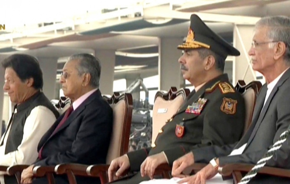 Azərbaycan hərbçiləri Pakistanın Milli Gününə həsr olunmuş hərbi paradda iştirak ediblər VİDEO