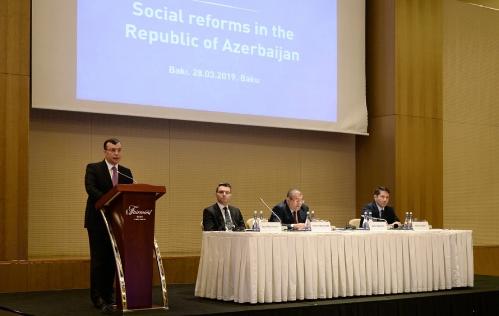 Diplomatik korpusun nümayəndələrinə Azərbaycanda aparılan sosial islahatlar barədə məlumatlar verilib  YENİLƏNİB VİDEO