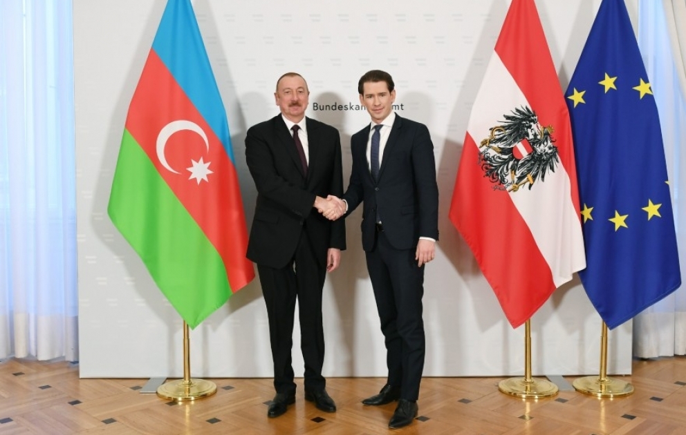 Präsident Ilham Aliyev trifft Österreichs Bundeskanzler Sebastian Kurz VIDEO
