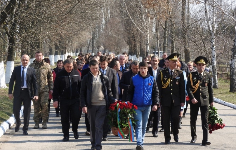 В Украине состоялась церемония почтения памяти в связи с годовщиной убийства армянами Олега Бабака в Губадлы ВИДЕО