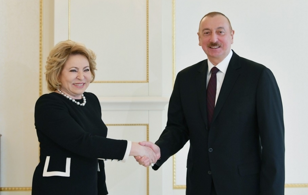 Präsident Ilham Aliyev empfing russische Delegation um Walentina Matwijenko VIDEO