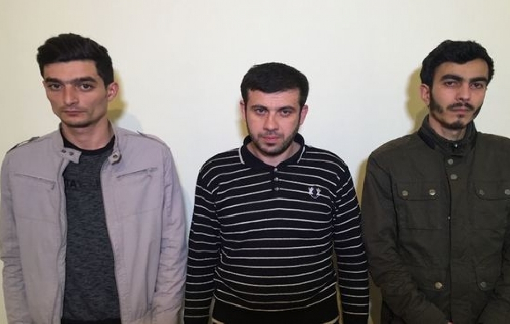 Aptekdən külli miqdarda pul oğurlayan şəxslər saxlanılıblar VİDEO