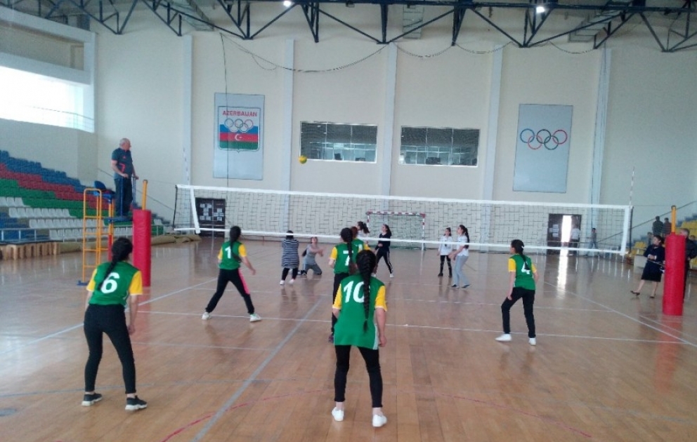 Qusarda voleybol üzrə rayon birinciliyinin qalibləri mükafatlandırılıb VİDEO