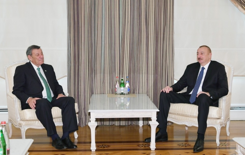 Präsident Ilham Aliyev empfängt Außenminister von Uruguay VIDEO