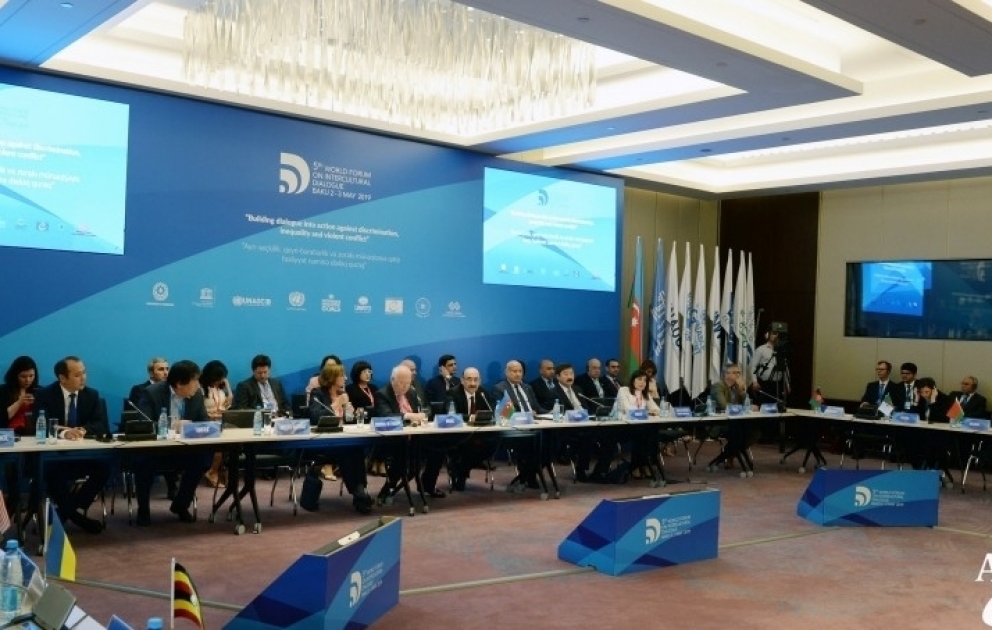 Ümumdünya Mədəniyyətlərarası Dialoq Forumu çərçivəsində dördüncü nazirlər görüşü  YENİLƏNİB VİDEO