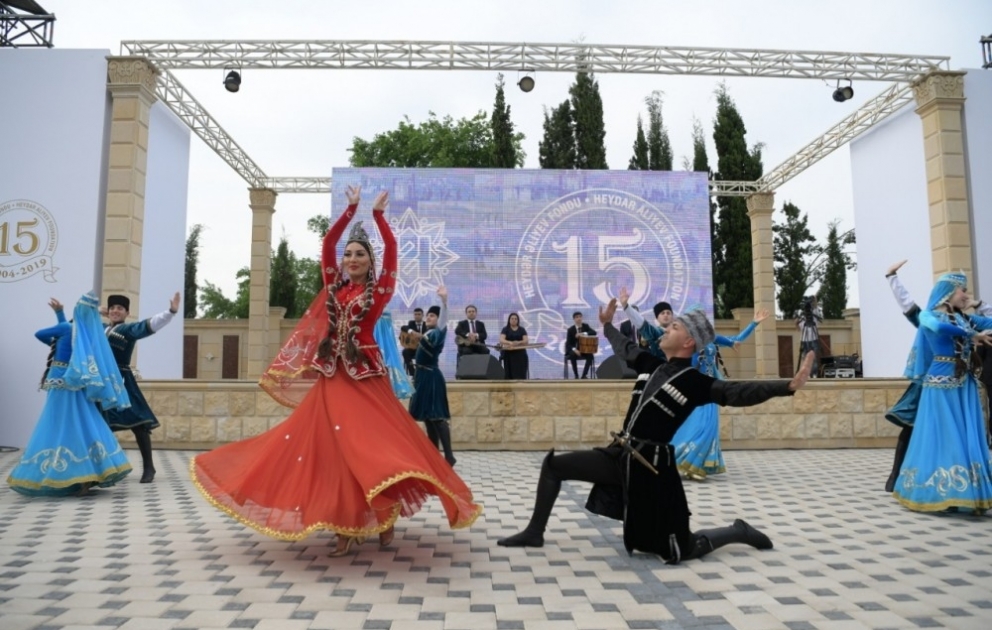 Heydər Əliyev Fondu Ağdamda konsert proqramı təşkil edib VİDEO