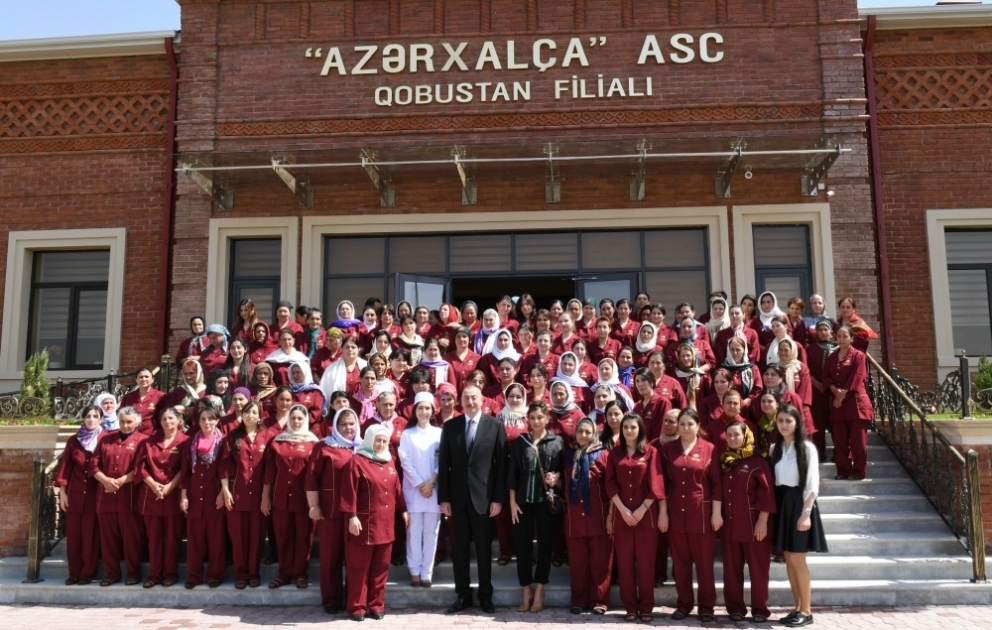 Gobustan-Filiale der Teppichfabrik von "Azerkhalcha" eröffnet VIDEO