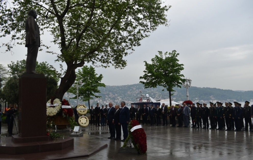 Ümummilli Liderin xatirəsi İstanbulda yad olunub VİDEO