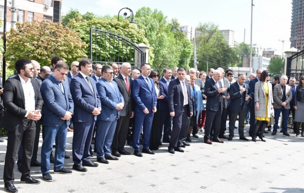 Kiyevdə keçirilən tədbirdə Ulu Öndərin Azərbaycan xalqı və dövləti qarşısındakı xidmətlərindən danışılıb VİDEO