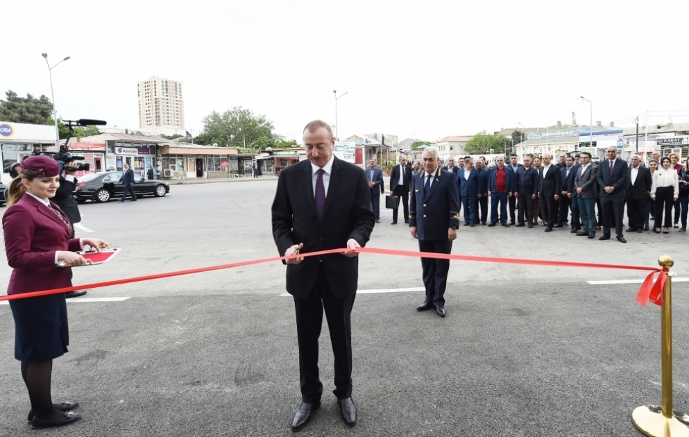 Präsident Ilham Aliyev weiht Bahnhof Sabuntschu ein VIDEO