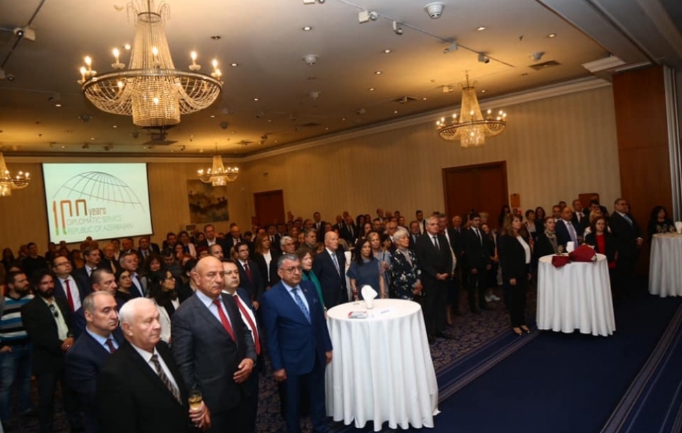 28 May - Respublika Günü, diplomatik xidmət orqanlarının 100 illiyi və Silahlı Qüvvələr Günü Bolqarıstanda qeyd edilib VİDEO