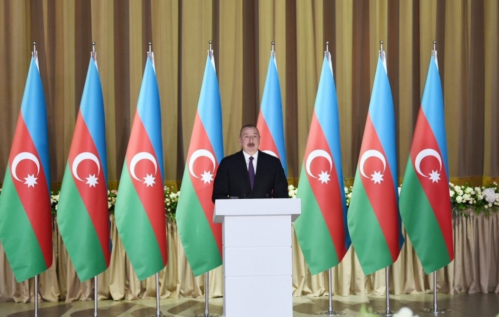 Le président Ilham Aliyev a participé une réception organisée à l’occasion de la fête nationale du 28 mai VIDEO
