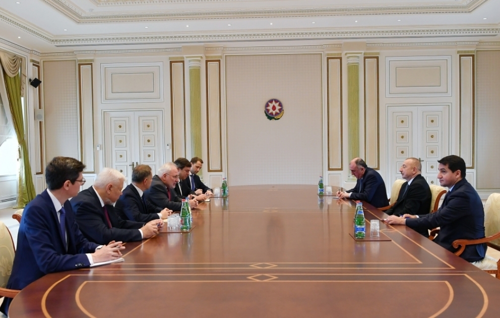 Prezident İlham Əliyev ATƏT-in Minsk qrupunun həmsədrlərini qəbul edib  YENİLƏNİB VİDEO