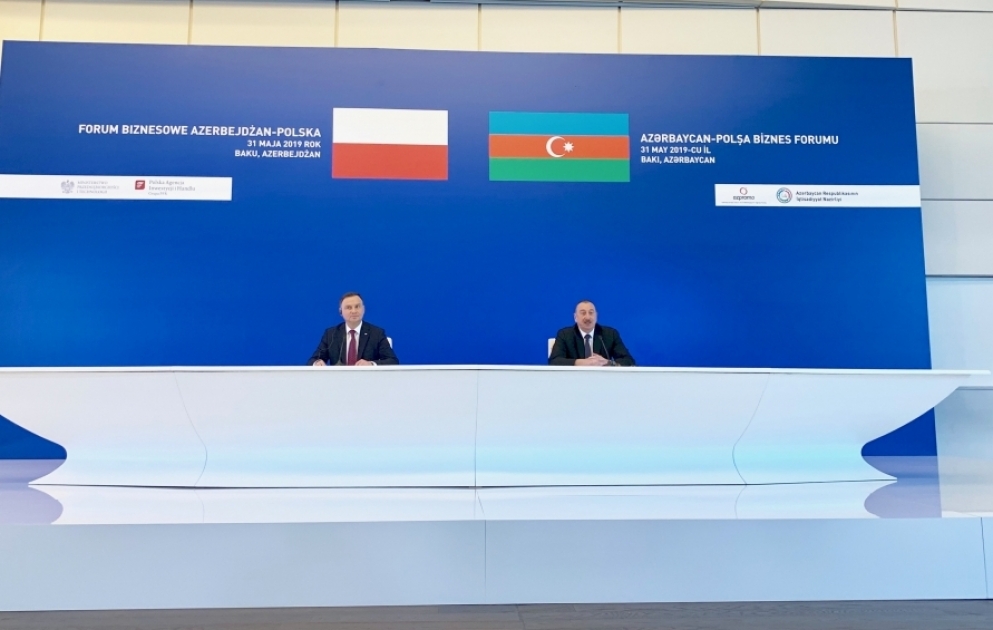 Aserbaidschanisch-polnisches Business-Forum in Baku VIDEO