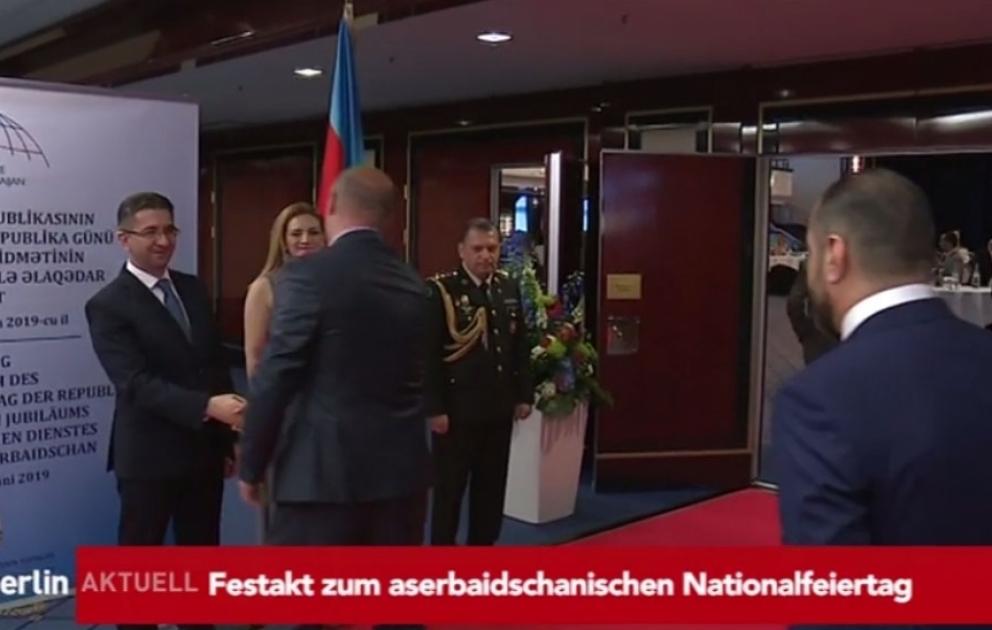 “Tv.berlin” kanalı Respublika Günü münasibətilə Berlində keçirilmiş rəsmi qəbula dair reportaj yayımlayıb VİDEO