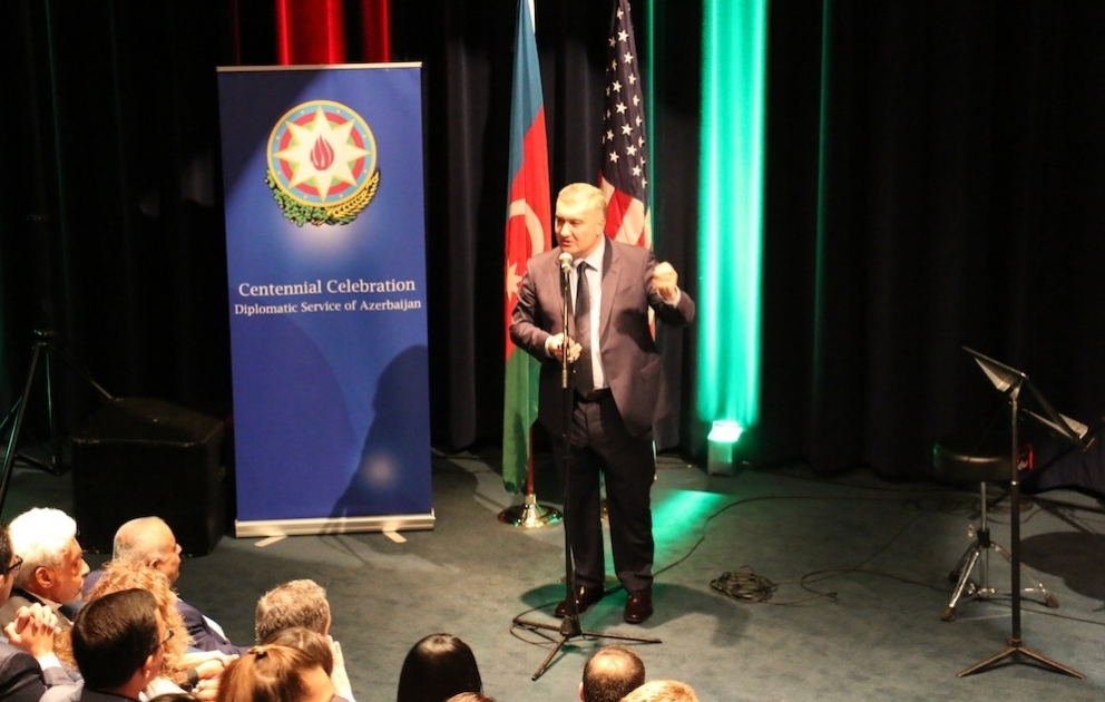 Vaşinqtonda Azərbaycan diplomatik xidmətinin 100 illiyinə həsr olunmuş konsert keçirilib VİDEO