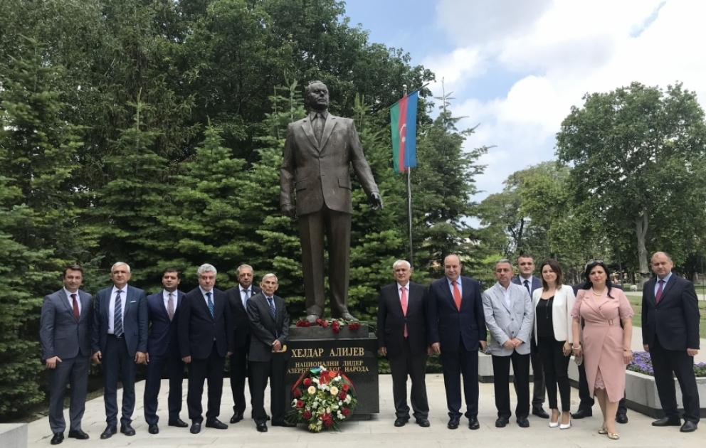 Belqradda İmadəddin Nəsiminin 650 illiyinə həsr olunmuş elmi simpozium keçirilib VİDEO