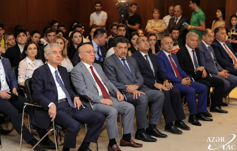 “Heydər Əliyev Azərbaycan gəncliyinin düşüncəsində. 50 il” layihəsinin yekunu və eyniadlı portalın təqdimatı olub VİDEO