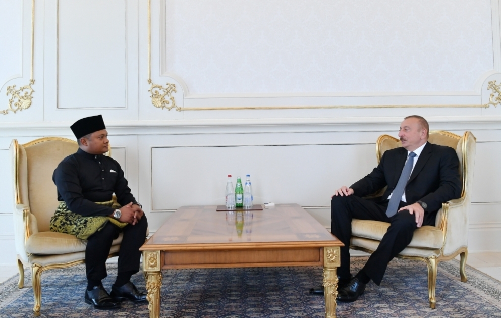 President Ilham Aliyev received credentials of incoming Malaysian ambassador VIDEO