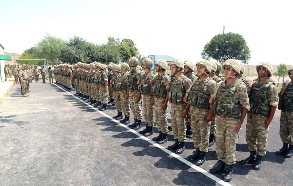Müdafiə naziri cəbhəboyu zonada yeni hərbi obyektin açılışında iştirak edib VİDEO