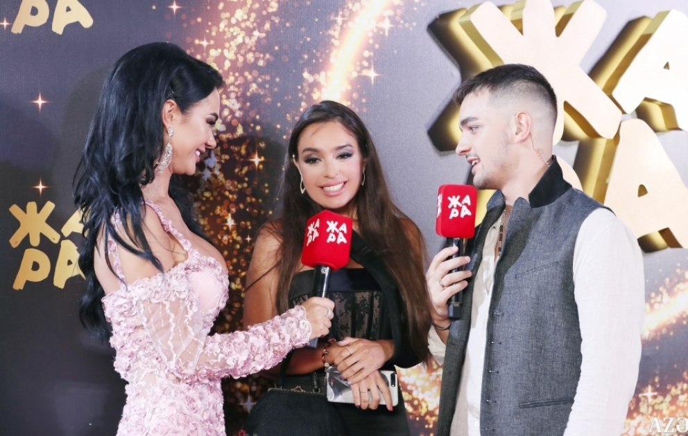 “Jara-2019” festivalının iştirakçıları qırmızı xalı üzərindən keçiblər  Heydər Əliyev Fondunun vitse-prezidenti Leyla Əliyeva festivalın fəxri qonaqları arasında olub VİDEO