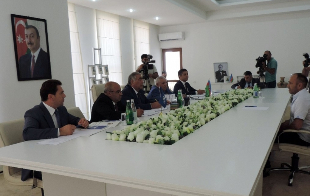 Azərbaycan Avtomobil Yolları Dövlət Agentliyinin rəhbərliyi şimal bölgəsindən olan vətəndaşların müraciətlərini dinləyib VİDEO