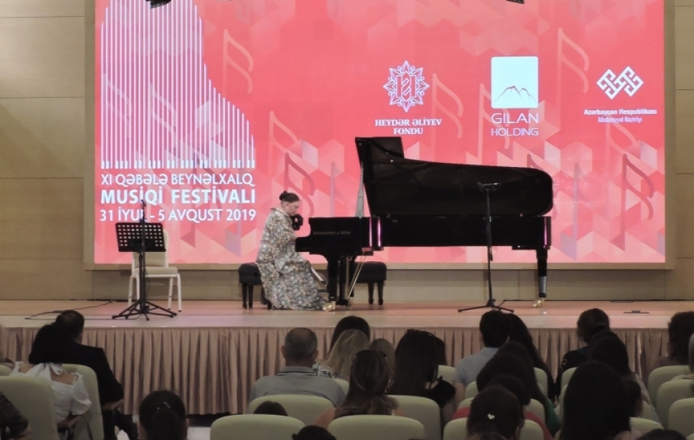 Qəbələ festivalında Oksana Yablonskayanın 80 illiyinə həsr olunmuş kamera konserti təqdim edilib VİDEO