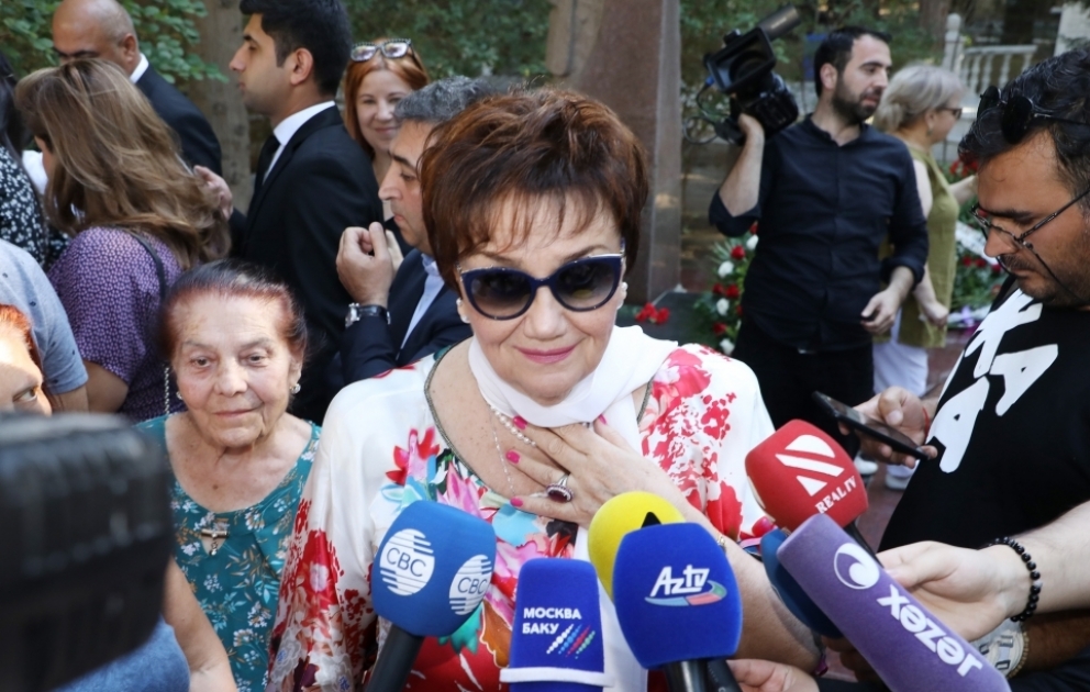 Tamara Sinyavskaya: Müslüm Maqomayev heyrətamiz şəxsiyyət idi VİDEO