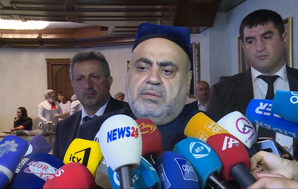 Allahşükür Paşazadə: ehtiyacı olan insanlara qan vermək şəriətin və dinin istəyidir VİDEO