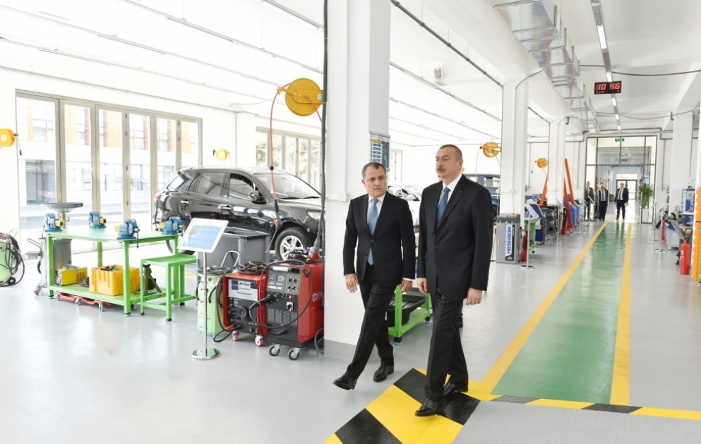 Le président de la République inaugure le Centre national de formation professionnelle de l’industrie et de l’innovation VIDEO