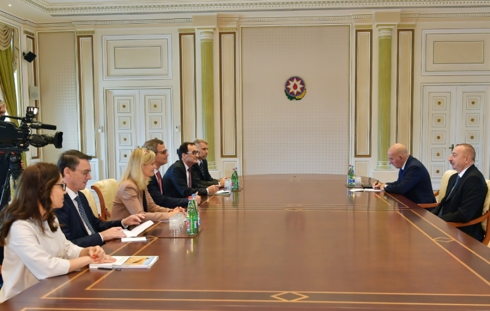 Präsident Ilham Aliyev empfängt IFC-Delegation VIDEO