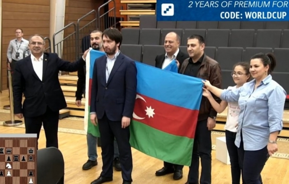 Teymur Rəcəbov şahmat üzrə dünya kubokunun sahibidir VİDEO