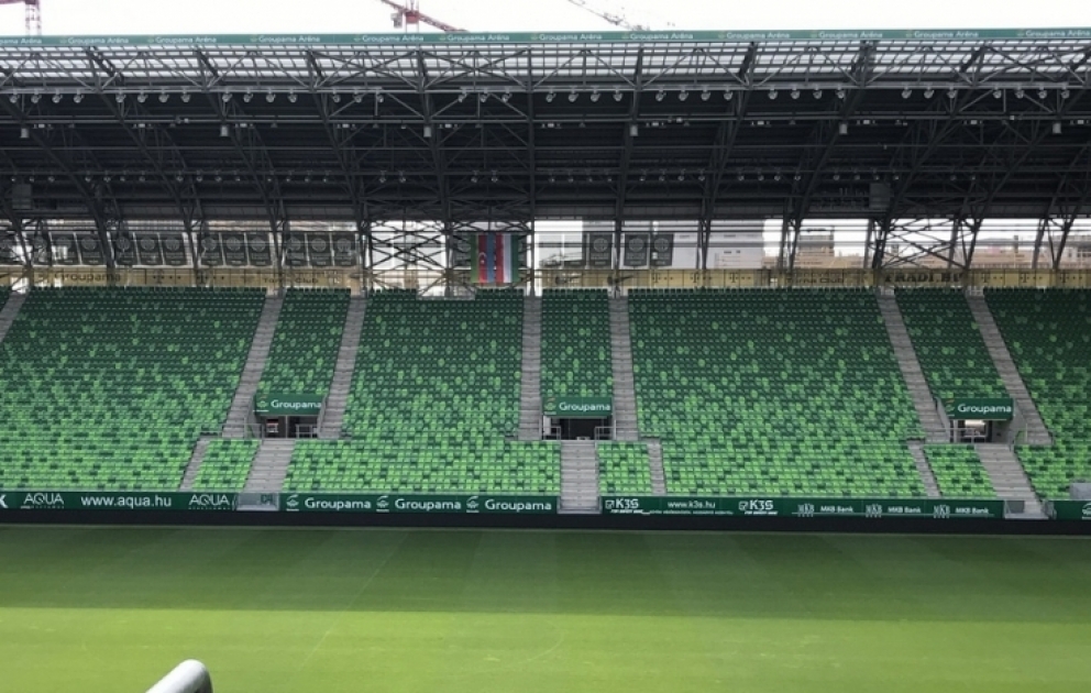 Macarıstan-Azərbaycan: UEFA azarkeşlərin irqçi davranışları səbəbindən ev sahiblərini boş tribunalarla cəzalandırıb VİDEO