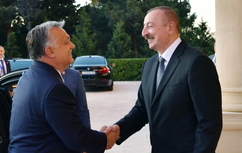 Le président azerbaïdjanais rencontre le Premier ministre hongrois VIDEO